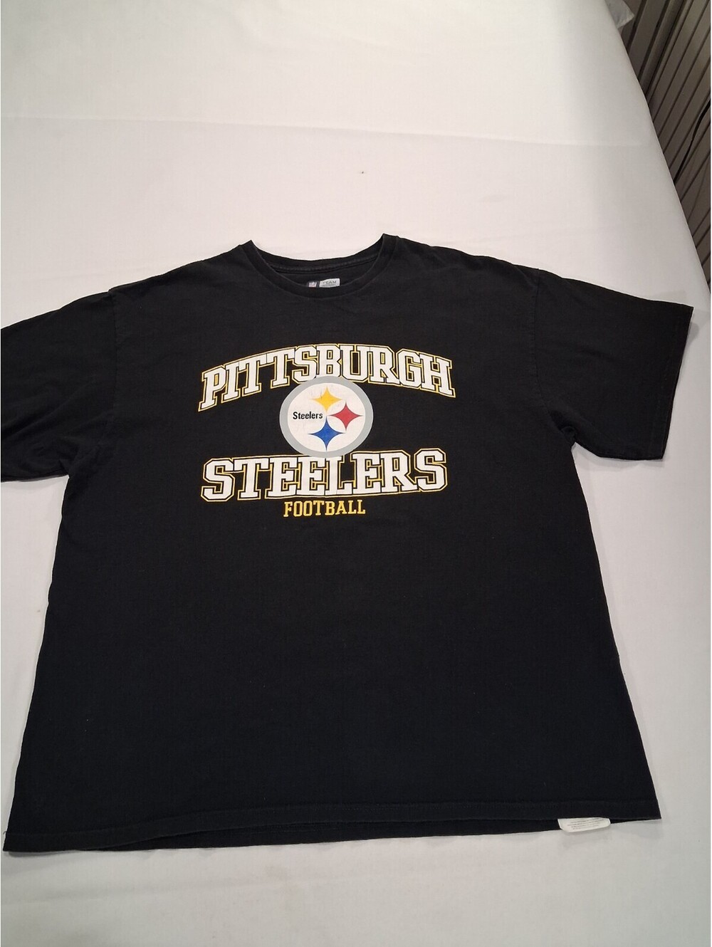 NFL Team Apparel Pittsburgh Steelers Men's Shirt 2XL Black Short Sleeve Crewneck